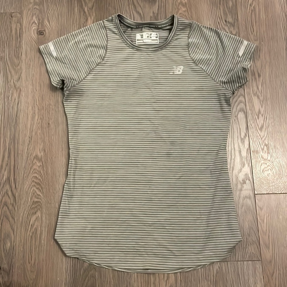 Women’s New Balance Small Athletic Tee